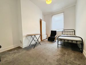 Photo 17- click for photo gallery